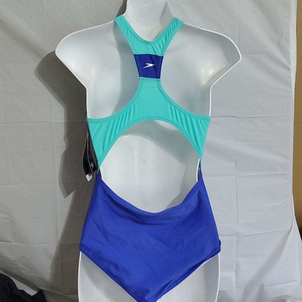 Speedo - Picture 2 of 4
